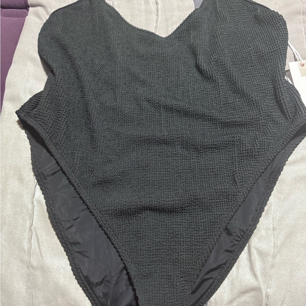 Good American Black Textured One-Piece Swimsuit